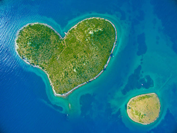 galesnjak-island-croatia-worlds-romantic-spots-say-love.jpg