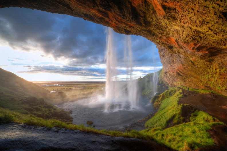seljalandsfoss-waterfall-iceland-worlds-romantic-spots-say-love.jpg