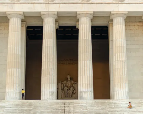 Ghost-Spotting legend of Abraham Lincoln