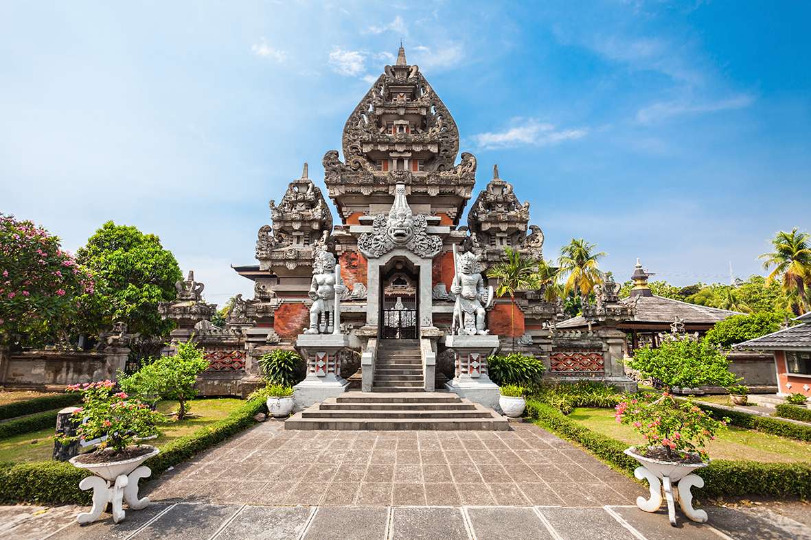 indoneasian-temple-jakarta-indonesia