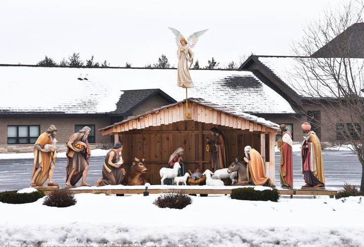nativity-snow