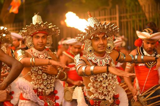 perahera-sri-lanka